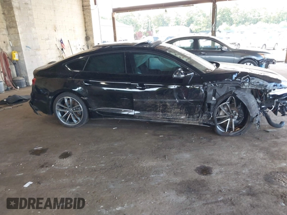 2021 Audi A5 Sportback S line Premium Plus with VIN WAUFACF51MA029452, listed as a IAAI auction lot 39810194 with 58,823 mi miles. Bid and sale history available at carsss.com. Image 14.