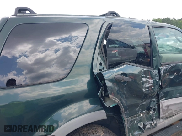 2002 Ford Escape XLT Choice with VIN 1FMYU03152KA93192, listed as a IAAI auction lot 42493314 with 181,962 mi miles and . Bid and sale history available at DreamBid. Image 12.