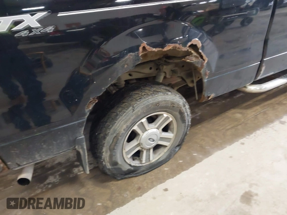 2008 Ford F-150 STX с VIN 1FTRX14W58FB82133, выставлен на аукционе IAAI как лот 41728476 с пробегом 240 697 миль миль и . История ставок и продаж доступна на DreamBid. Изображение 13.
