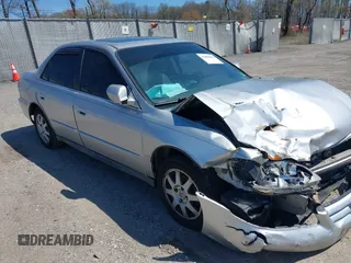 2002 Honda Accord SE z VIN 1HGCG66852A078541, wystawiony jako IAAI lot #42005846 z przebiegiem 217 330 mil mil oraz . Historia ofert i sprzedaży dostępna na DreamBid. Obrazek 1.
