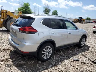 2017 Nissan Rogue SV with VIN KNMAT2MV7HP618108, listed as a Copart auction lot 61902555 with 89,737 mi miles and Clean title. Bid and sale history available at DreamBid. Image 3.