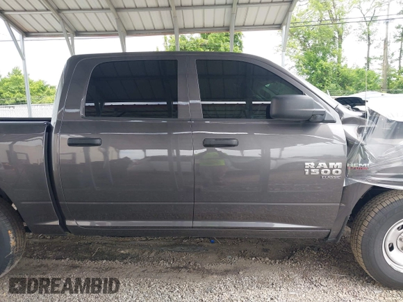 2024 Ram 1500 SSV z VIN 1C6RR7XT9RS185440, wystawiony jako IAAI lot #42286125 z przebiegiem 18 169 mil mil oraz . Historia ofert i sprzedaży dostępna na DreamBid. Obrazek 14.