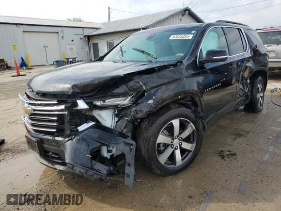2022 Chevrolet Traverse LT z VIN 1GNERHKW8NJ113120, wystawiony jako Copart lot #52625205 z przebiegiem Nie podano mil oraz Szkoda całkowita • Salvage title. Historia ofert i sprzedaży dostępna na DreamBid. Obrazek 1.