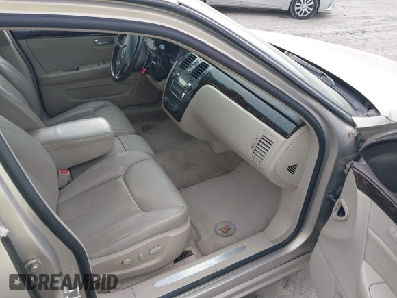 2008 Cadillac DTS 1SC with VIN 1G6KD57Y08U112942, listed as a IAAI auction lot 41836523 with 157,932 mi miles and . Bid and sale history available at carsss.com. Image 5.