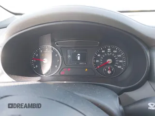 2016 Kia Sorento EX with VIN 5XYPHDA19GG133334, listed as a IAAI auction lot 41931741 with 138,051 mi miles and . Bid and sale history available at DreamBid. Image 7.
