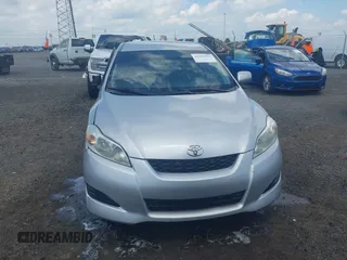 2009 Toyota Matrix z VIN 2T1KU40E89C100754, wystawiony jako IAAI lot #42255027 z przebiegiem 123 769 mil mil oraz . Historia ofert i sprzedaży dostępna na DreamBid. Obrazek 12.