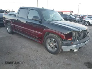 2005 Chevrolet Silverado 1500 LS with VIN 2GCEC13T751334286, listed as a IAAI auction lot 41183917 with 229,192 mi miles. Bid and sale history available at carsss.com. Image 1.