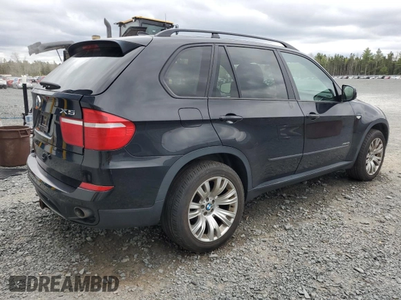 2012 BMW X5 35i z VIN 5UXZV4C5XCL752071, wystawiony jako Copart lot #56623145 z przebiegiem 180 161 mil mil oraz Czysty tytuł • Clean title. Historia ofert i sprzedaży dostępna na DreamBid. Obrazek 3.