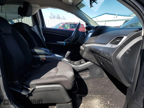 2013 Dodge Journey SXT with VIN 3C4PDDBG3DT572872, listed as a Copart auction lot 54147785 with 147,959 mi miles and Salvage Title. Bid and sale history available at DreamBid. Image 7.