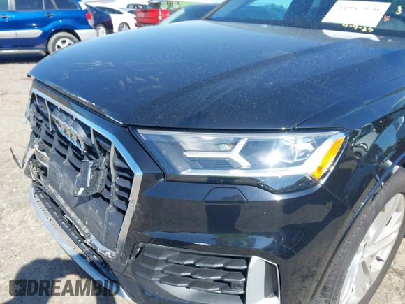 2021 Audi Q7 Premium Plus with VIN WA1LXAF71MD037845, listed as a IAAI auction lot 41987970 with 51,489 mi miles and . Bid and sale history available at DreamBid. Image 19.
