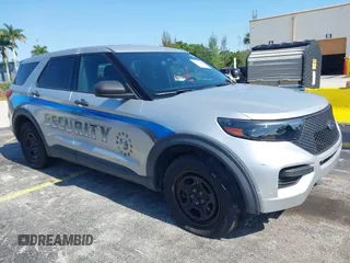 2020 Ford Police Interceptor Utility z VIN 1FM5K8AW8LGC14209, wystawiony jako IAAI lot #42287377 z przebiegiem 172 135 mil mil oraz . Historia ofert i sprzedaży dostępna na DreamBid. Obrazek 1.