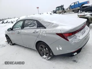 2023 Hyundai Elantra SEL with VIN KMHLM4AG0PU624285, listed as a Copart auction lot 84621304 with 38,113 mi miles and Salvage Title. Bid and sale history available at DreamBid. Image 2.