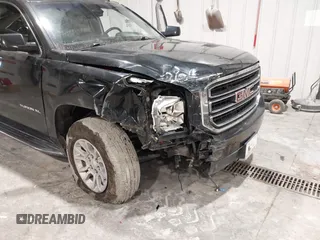 2018 GMC Yukon XL SLT with VIN 1GKS2GKC5JR346324, listed as a IAAI auction lot 41580164 with 123,640 mi miles. Bid and sale history available at carsss.com. Image 6.