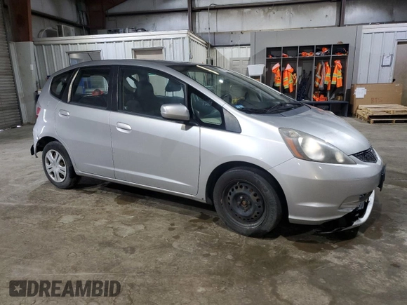 2012 Honda Fit с VIN JHMGE8H32CS008797, выставлен на аукционе Copart как лот 56726005 с пробегом 161 655 миль миль и Списание • Salvage title. История ставок и продаж доступна на DreamBid. Изображение 4.