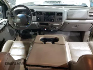 2001 Ford F-250 XL with VIN 1FTNX21F71EB01590, listed as a Copart auction lot 53720615 with 344,588 mi miles and Salvage Title. Bid and sale history available at DreamBid. Image 8.