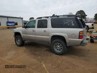 2004 Chevrolet Suburban Z71 with VIN 3GNFK16ZX4G126102, listed as a Copart auction lot 41761465 with 0 mi miles and Salvage Title. Bid and sale history available at carsss.com. Image 2.