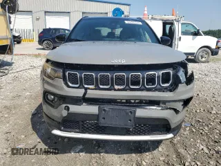 2023 Jeep Compass Limited z VIN 3C4NJDCN9PT565488, wystawiony jako Copart lot #59943685 z przebiegiem 61 706 mil mil oraz Czysty tytuł • Clean title. Historia ofert i sprzedaży dostępna na DreamBid. Obrazek 5.