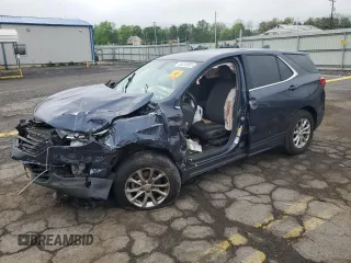 2018 Chevrolet Equinox LT z VIN 3GNAXSEV7JS580672, wystawiony jako Copart lot #55818505 z przebiegiem Nie podano mil oraz Szkody całkowita. Historia ofert i sprzedaży dostępna na DreamBid. Obrazek 1.
