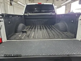 2019 Ford F-250 XL with VIN 1FT7X2B60KED15782, listed as a IAAI auction lot 42840321 with 119,106 mi miles and . Bid and sale history available at DreamBid. Image 15.