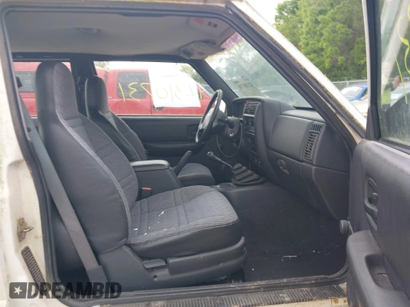 1999 Jeep Cherokee SE with VIN 1J4FF27SXXL538249, listed as a IAAI auction lot 42310731 with 240,210 mi miles and . Bid and sale history available at DreamBid. Image 5.