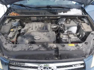 2008 Toyota RAV4 Ltd with VIN JTMBK31V186044743, listed as a IAAI auction lot 41578166 with 227,663 mi miles. Bid and sale history available at carsss.com. Image 10.