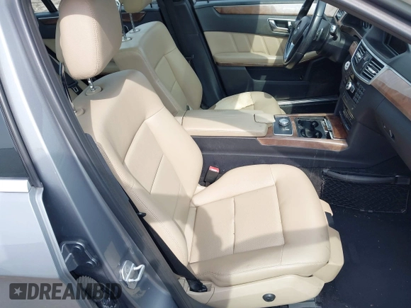 2013 Mercedes-Benz E 350 Luxury with VIN WDDHF5KBXDA693923, listed as a IAAI auction lot 42134694 with 274,065 mi miles and . Bid and sale history available at DreamBid. Image 5.