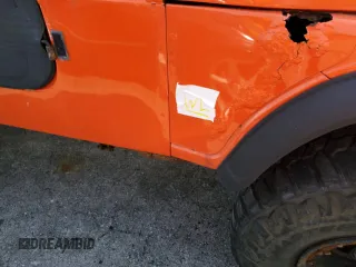 1979 Jeep CJ z VIN J9F93EH832940, wystawiony jako Copart lot #75121864 z przebiegiem Nie podano mil oraz Szkoda całkowita • Salvage title. Historia ofert i sprzedaży dostępna na DreamBid. Obrazek 13.