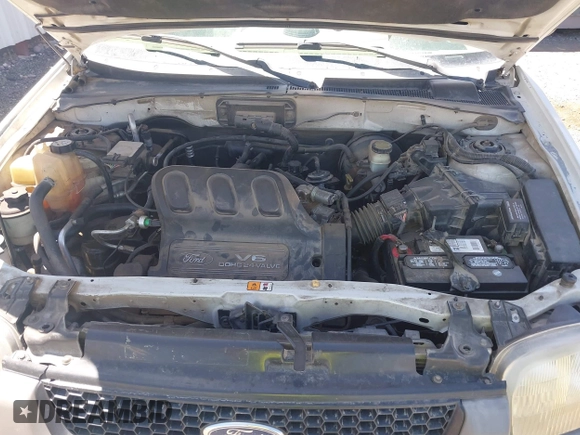 2002 Ford Escape XLS Choice with VIN 1FMYU02132KA46180, listed as a IAAI auction lot 42562178 with 225,404 mi miles and . Bid and sale history available at DreamBid. Image 10.