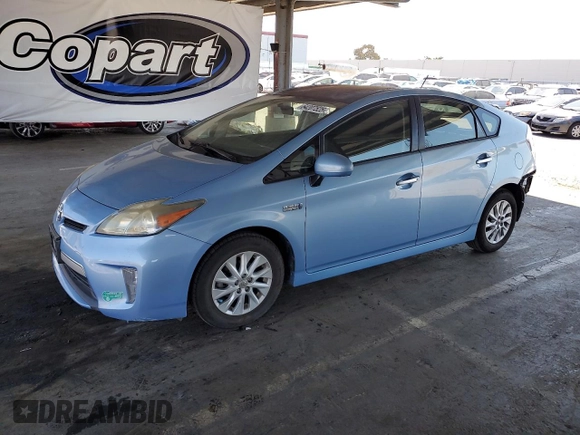2014 Toyota Prius with VIN JTDKN3DP9E3053563, listed as a Copart auction lot 64207525 with 179,086 mi miles and Salvage title. Bid and sale history available at DreamBid. Image 1.