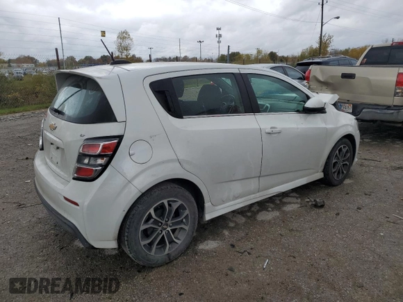 2017 Chevrolet Sonic LT z VIN 1G1JD6SHXH4102403, wystawiony jako Copart lot #78914734 z przebiegiem 152 055 mil mil oraz Nie do naprawy • Non repairable. Historia ofert i sprzedaży dostępna na DreamBid. Obrazek 3.