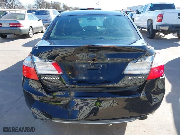 2014 Honda Accord Sedan Sport with VIN 1HGCR2F54EA113485, listed as a IAAI auction lot 41632521 with 204,594 mi miles. Bid and sale history available at carsss.com. Image 6.