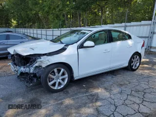 2016 Volvo S60 T5 Drive-E Premier z VIN YV126MFK8G2390619, wystawiony jako Copart lot #57810155 z przebiegiem 87 272 mil mil oraz Szkoda całkowita • Salvage title. Historia ofert i sprzedaży dostępna na DreamBid. Obrazek 1.