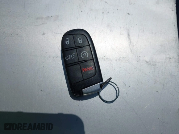2019 Jeep Grand Cherokee Laredo z VIN 1C4RJEAG7KC858239, wystawiony jako IAAI lot #42587403 z przebiegiem 41 879 mil mil oraz . Historia ofert i sprzedaży dostępna na DreamBid. Obrazek 11.