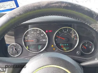 2015 Jeep Wrangler Unlimited Rubicon with VIN 1C4BJWFG5FL558348, listed as a IAAI auction lot 41460025 with 106,012 mi miles. Bid and sale history available at carsss.com. Image 7.