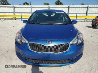 2015 Kia Forte EX with VIN KNAFX5A81F5320234, listed as a Copart auction lot 52598225 with 40,242 mi miles and Salvage Title. Bid and sale history available at DreamBid. Image 5.