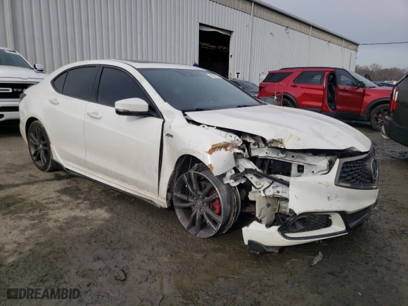 2018 Acura TLX w/A-SPEC Pkg with VIN 19UUB2F61JA009029, listed as a Copart auction lot 43001555 with 66,405 mi miles and Salvage Title. Bid and sale history available at carsss.com. Image 4.