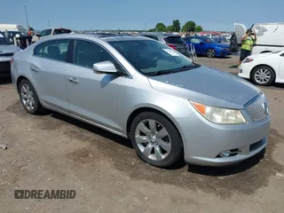 2010 Buick LaCrosse CXL z VIN 1G4GC5EG1AF315215, wystawiony jako IAAI lot #42258401 z przebiegiem 177 474 mil mil oraz . Historia ofert i sprzedaży dostępna na DreamBid. Obrazek 1.