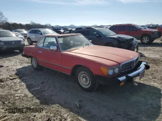 1983 Mercedes-Benz 380 380SL with VIN WDBBA45A6DB026285, listed as a Copart auction lot 43067185 with 122,752 mi miles and Clean Title. Bid and sale history available at carsss.com. Image 4.