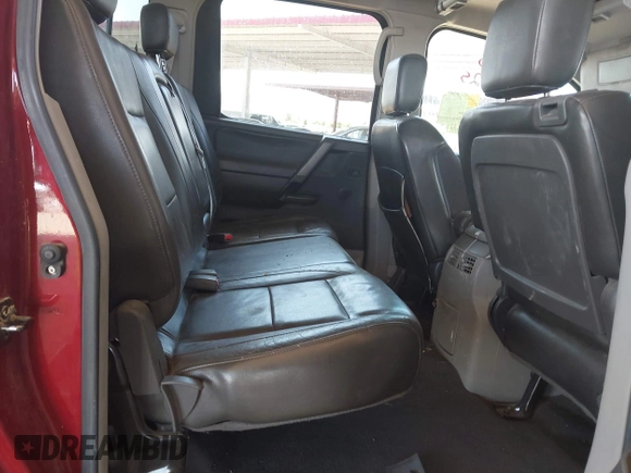 2004 Nissan Titan LE z VIN 1N6AA07B14N538821, wystawiony jako IAAI lot #42197242 z przebiegiem 243 310 mil mil oraz . Historia ofert i sprzedaży dostępna na DreamBid. Obrazek 8.