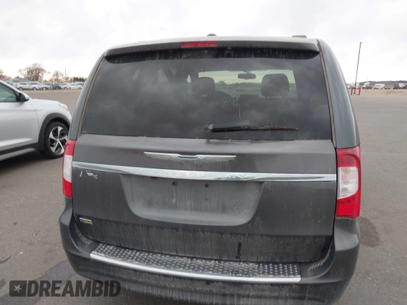 2016 Chrysler Town & Country Touring with VIN 2C4RC1BG3GR280270, listed as a IAAI auction lot 41837563 with 177,376 mi miles. Bid and sale history available at carsss.com. Image 16.