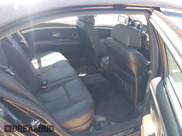 2006 BMW 7 Series 750Li with VIN WBAHN83506DT27085, listed as a IAAI auction lot 41887442 with 41,043 mi miles. Bid and sale history available at carsss.com. Image 8.