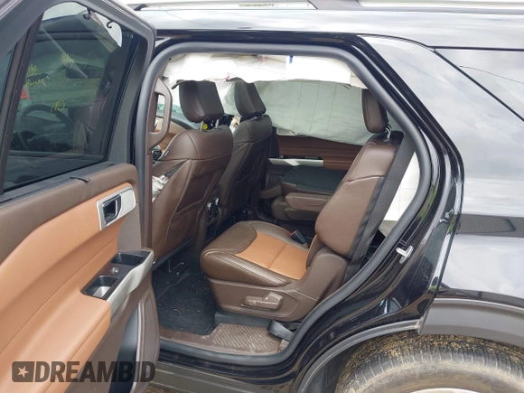 2021 Ford Explorer King Ranch z VIN 1FM5K7LC9MGC20146, wystawiony jako IAAI lot #42121400 z przebiegiem 20 931 mil mil oraz . Historia ofert i sprzedaży dostępna na DreamBid. Obrazek 8.