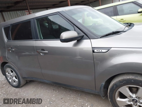 2017 Kia Soul with VIN KNDJN2A28H7495553, listed as a IAAI auction lot 40974023 with 110,407 mi miles. Bid and sale history available at carsss.com. Image 14.