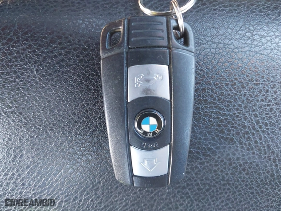 2013 BMW X1 xDrive28i with VIN WBAVL1C57DVR84747, listed as a IAAI auction lot 41273794 with 93,738 mi miles. Bid and sale history available at carsss.com. Image 11.