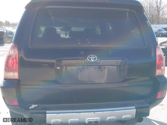 2004 Toyota 4Runner Limited with VIN JTEBU17R948024436, listed as a IAAI auction lot 41313171 with 202,697 mi miles. Bid and sale history available at carsss.com. Image 20.