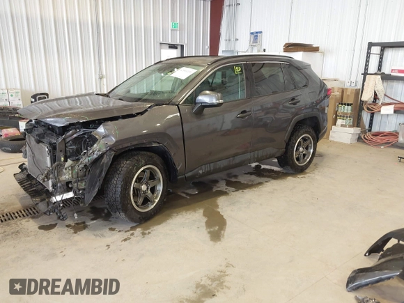 2019 Toyota RAV4 XLE with VIN 2T3P1RFV8KW057323, listed as a IAAI auction lot 42510231 with 59,003 mi miles and . Bid and sale history available at DreamBid. Image 18.