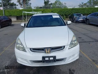 2005 Honda Accord EX with VIN 1HGCM56725A027934, listed as a IAAI auction lot 42178150 with 362,330 mi miles and . Bid and sale history available at DreamBid. Image 12.