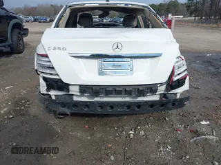 2014 Mercedes-Benz C 250 Sport with VIN WDDGF4HB8EA942184, listed as a IAAI auction lot 41322583 with Not Provided miles and . Bid and sale history available at carsss.com. Image 13.