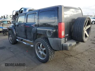 2007 Hummer H3 SUV with VIN 5GTDN13E578105671, listed as a Copart auction lot 43462365 with 266,933 mi miles and Clean Title. Bid and sale history available at DreamBid. Image 2.