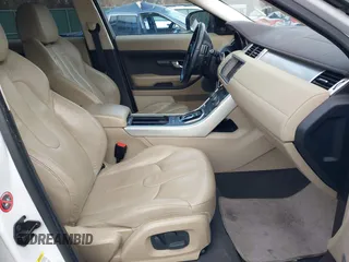 2013 Land Rover Range Rover Evoque Pure Plus with VIN SALVP2BG6DH841943, listed as a IAAI auction lot 41216638 with 122,223 mi miles. Bid and sale history available at carsss.com. Image 5.